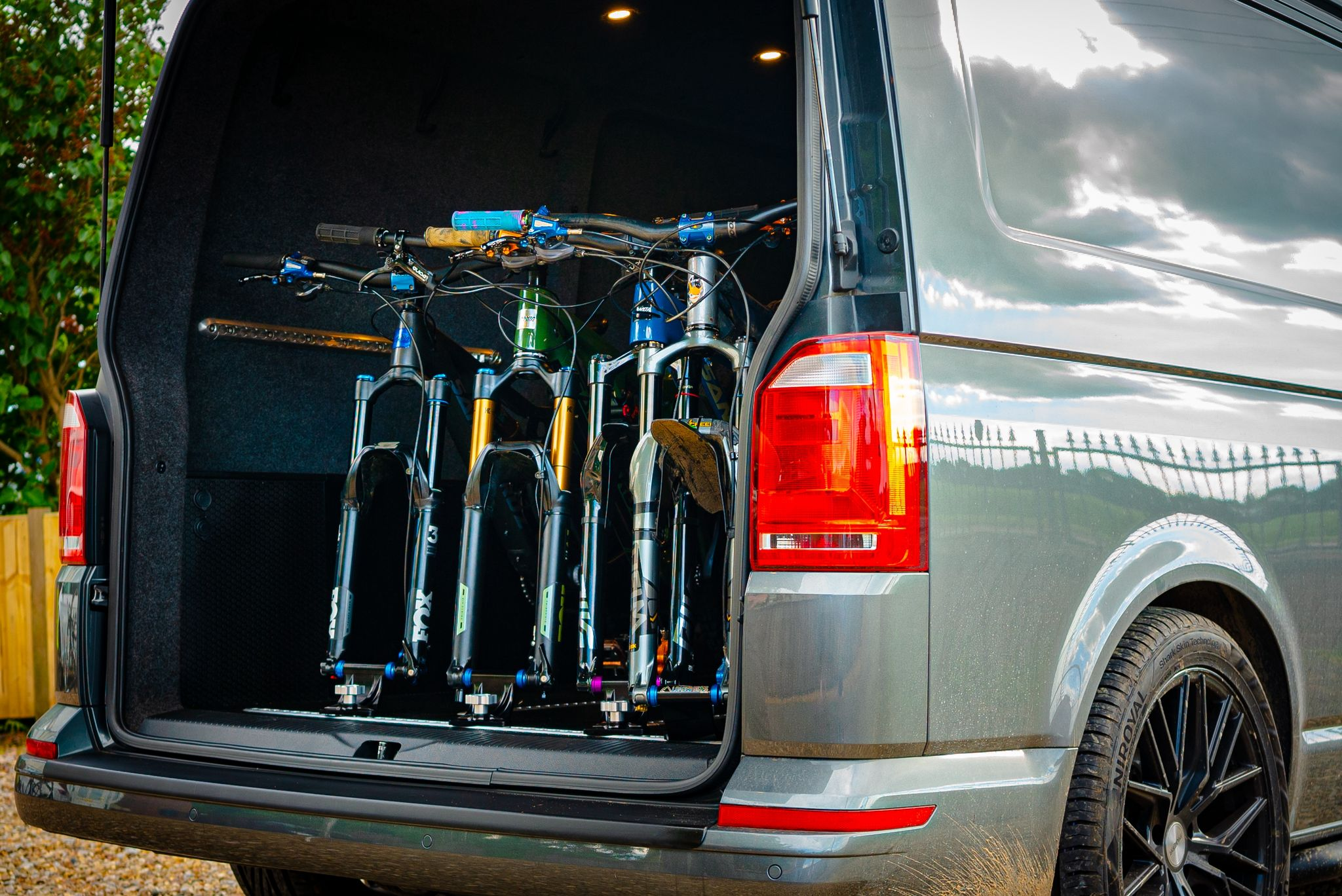 VW Transporter MTB L-Track Rail System (T5–T6.1)